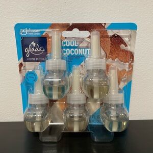Glade Cool Coconut Plug-Ins Scented Oil Refills 5 PC NEW SEALED Limited Edition